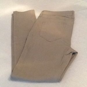 Old Navy Rockstar jeans size 8